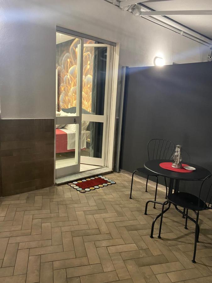 Отель Terrazza Annunziata Неаполь Экстерьер фото