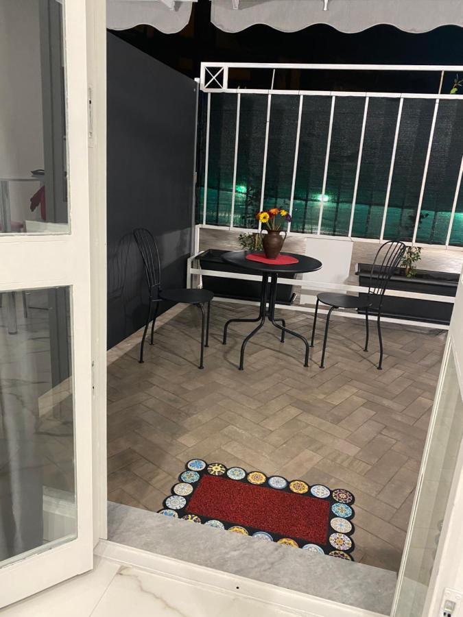 Отель Terrazza Annunziata Неаполь Экстерьер фото